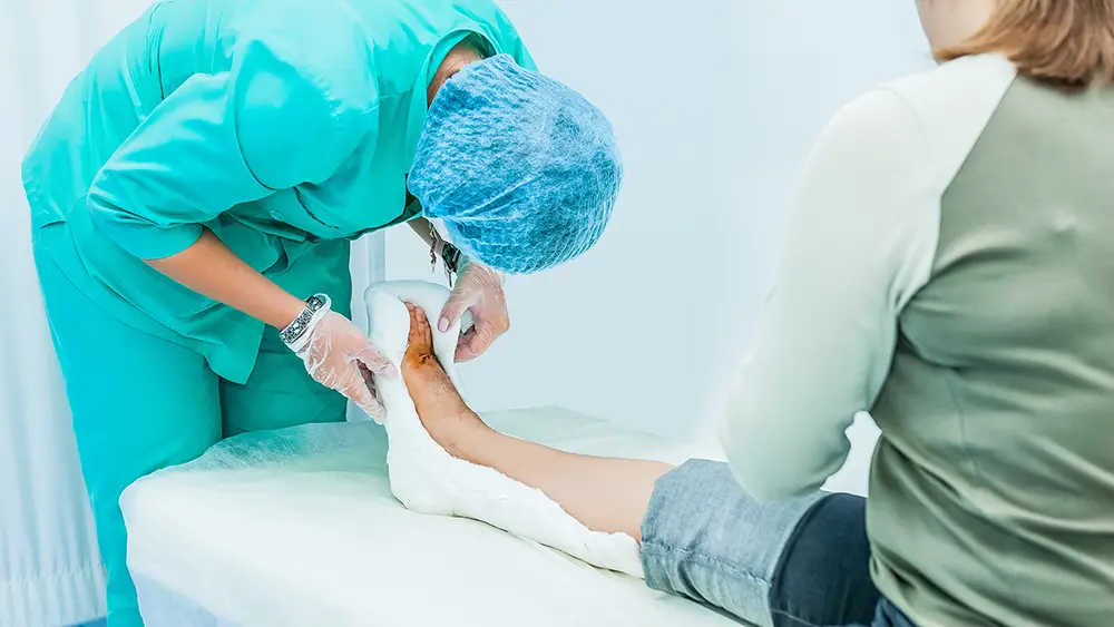 Featured image for “Cold Plasma in Pain Relief: Revolutionary Non-Invasive Treatment for Chronic and Acute Pain”